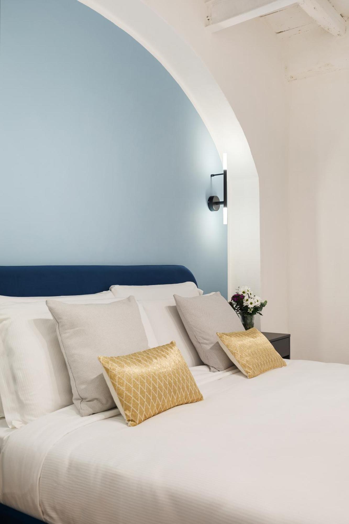 Leopardo Boutique Apartment In Trastevere Рим Экстерьер фото
