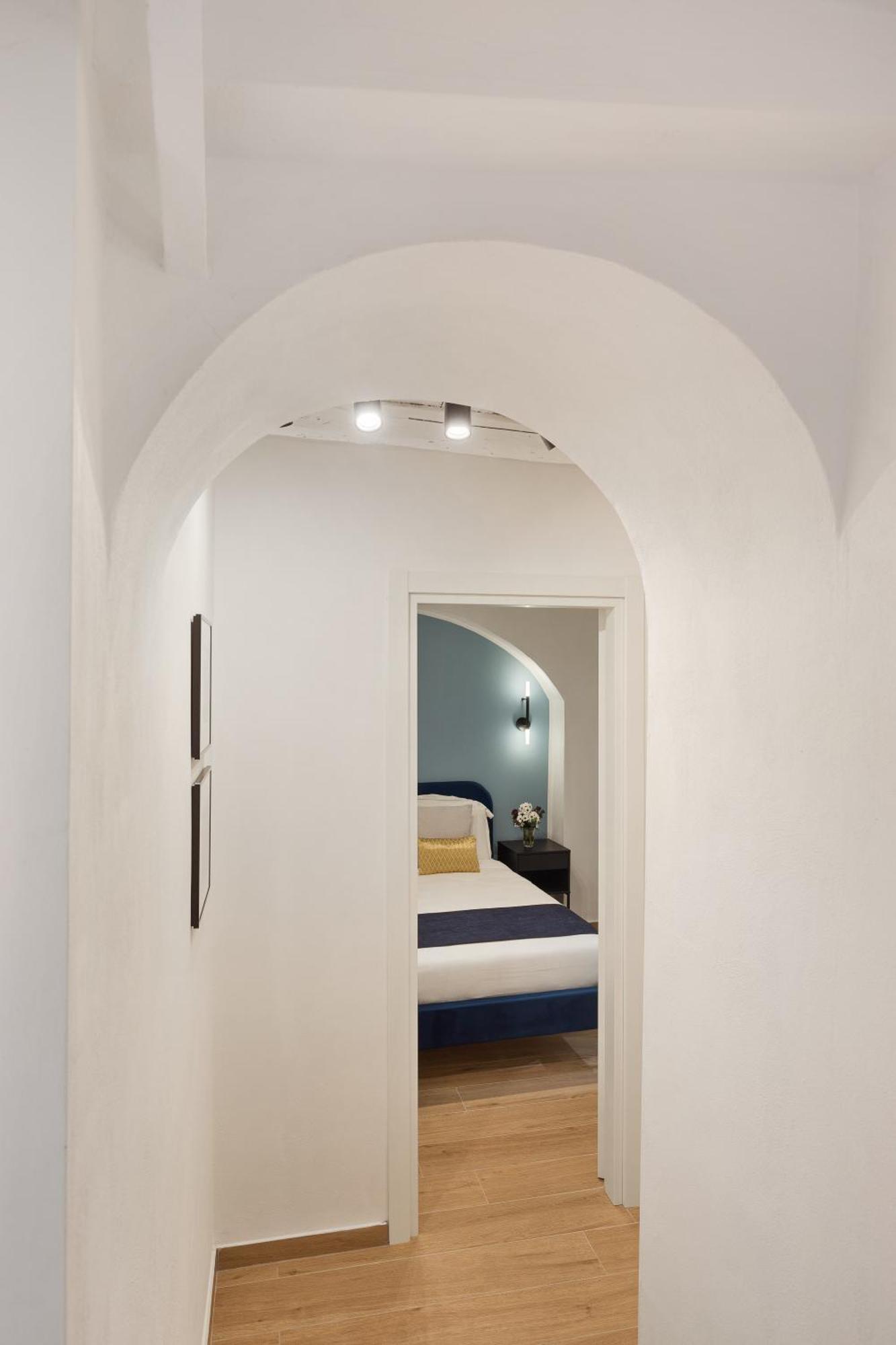Leopardo Boutique Apartment In Trastevere Рим Экстерьер фото